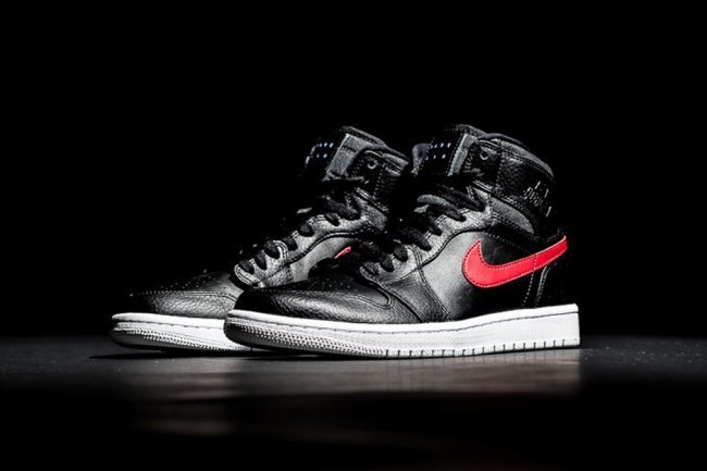 Air Jordan 1 Rare Air Bred 332550 012